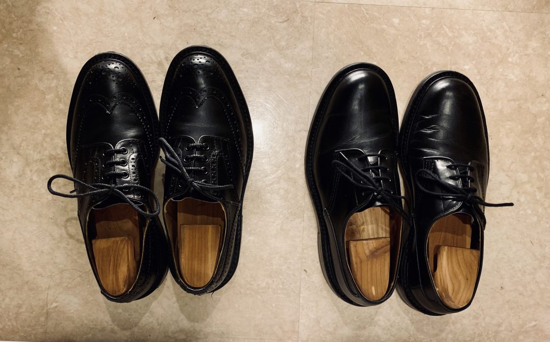 トリッカーズ短靴サイズ感を比較。バートン＆ウッドストックどっちが
