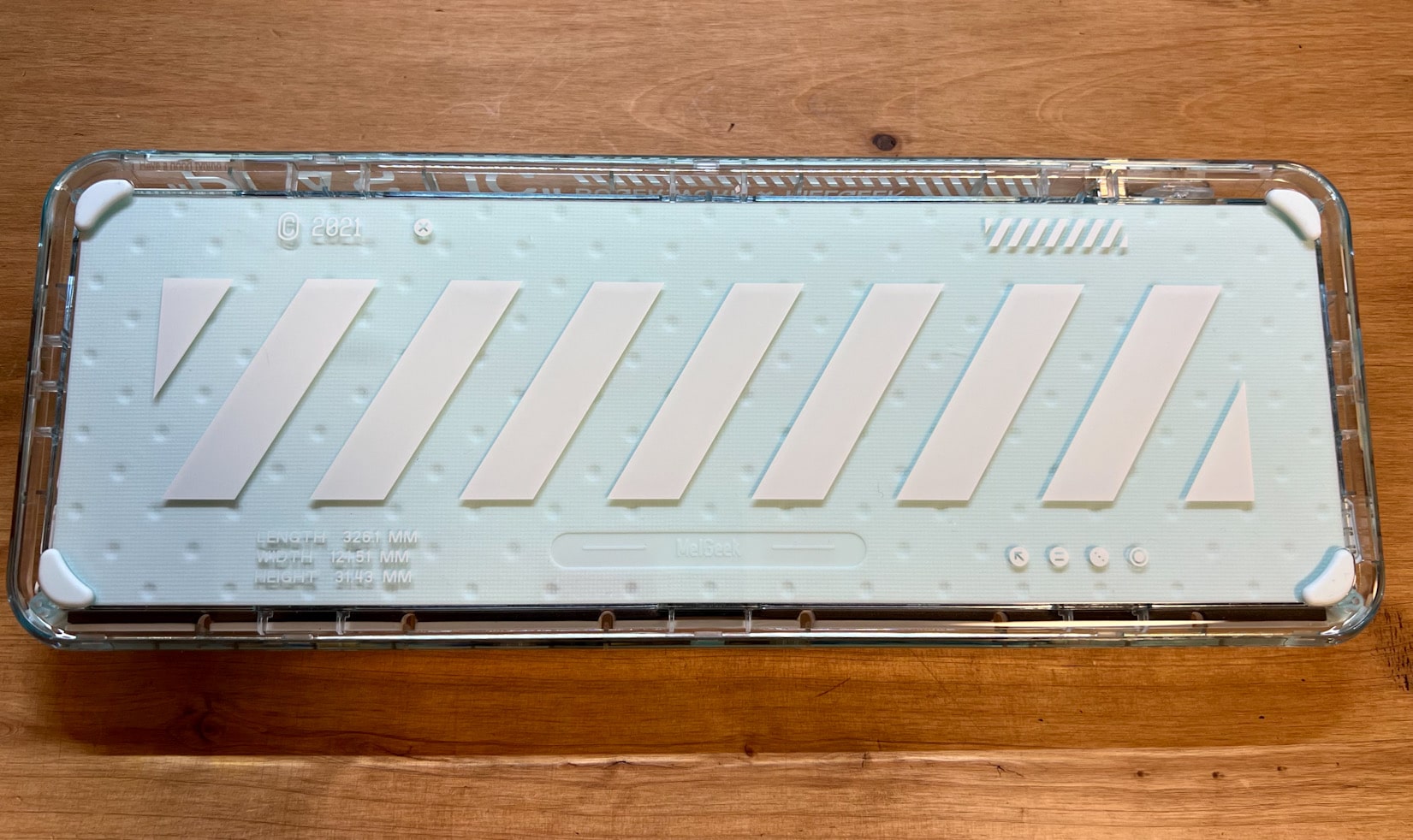 Melgeek mojo68 plastic mechanical keyboard